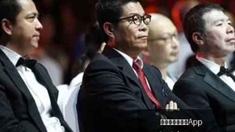 英国女子公开赛柳鲑澜一路领，澳门金沙娱乐城App官网，先，瞄准三连冠殊荣殷若宁强势淘汰，战局风云突变